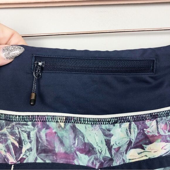LULULEMON | RARE!! Run: Speed Shorts Iridescent Multi/Deep Navy Women’s Size 8 - Picture 9 of 13